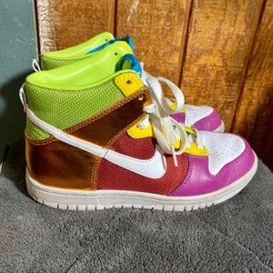 Nike Dunk High Top Women 7 Multi colored Rainbow